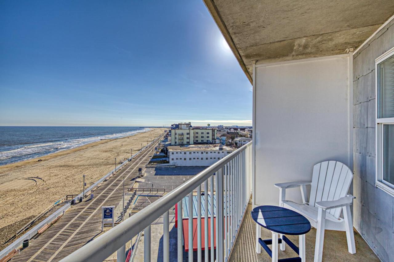 Ocean Front Suite Two Queen Beds with Balcony at Commander Hotel & Suites