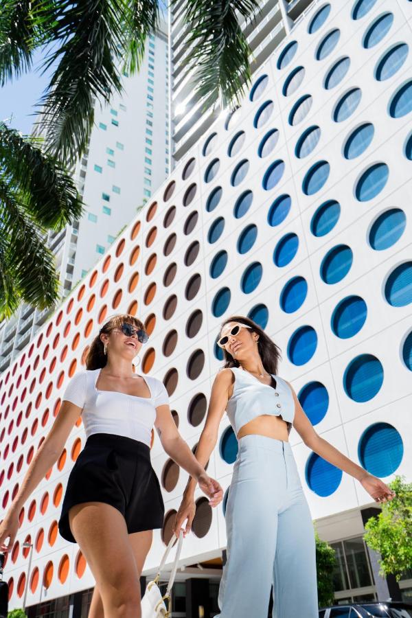  | W Miami