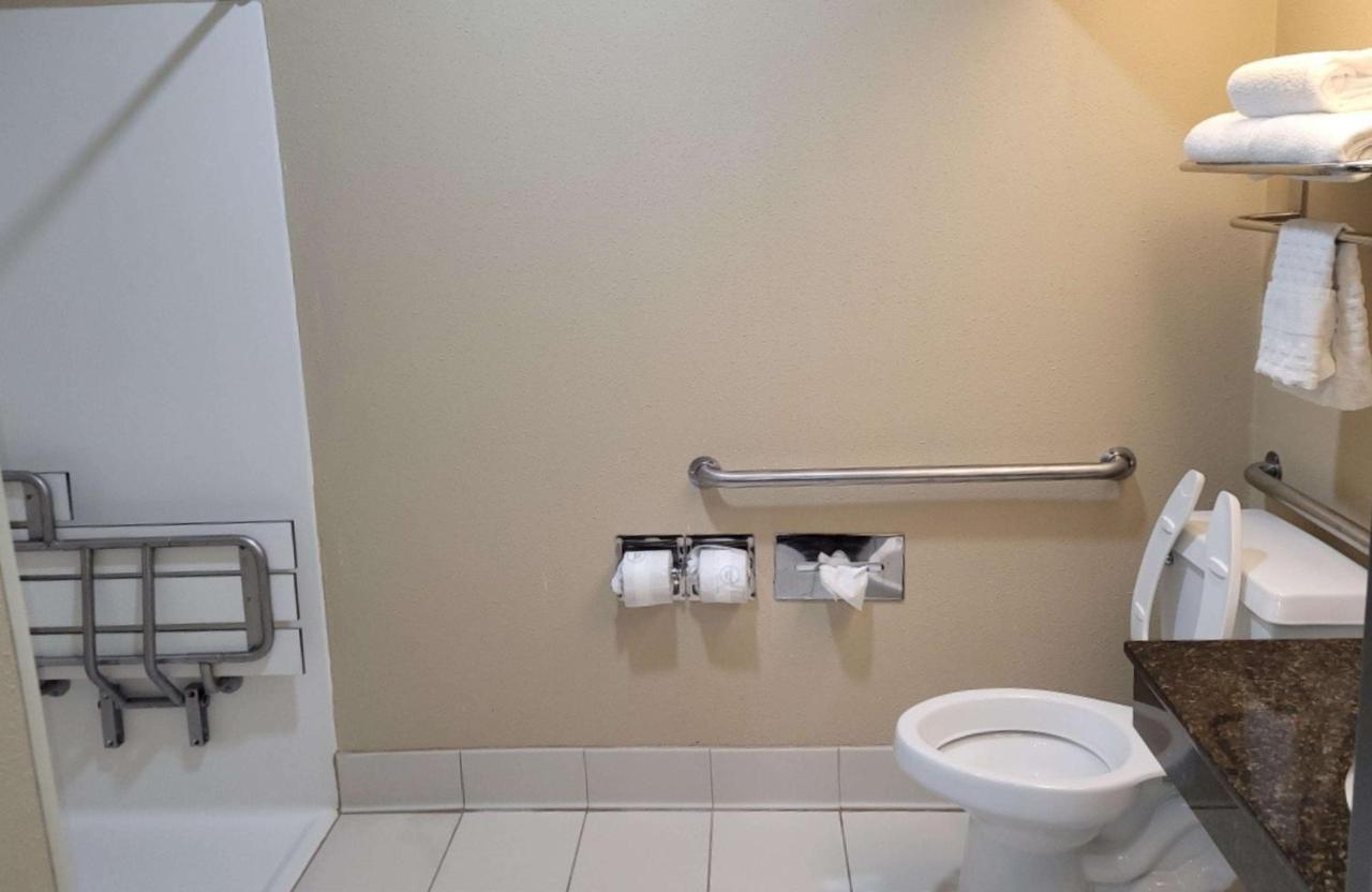  | Best Western Plus Mishawaka Inn