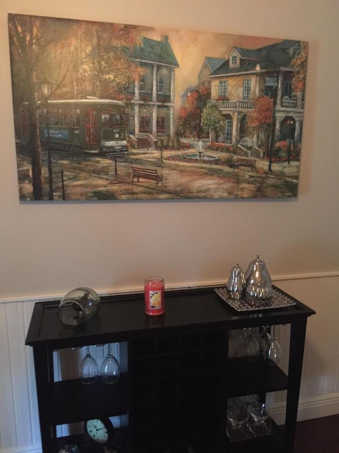 | Huffman House Bed & Breakfast