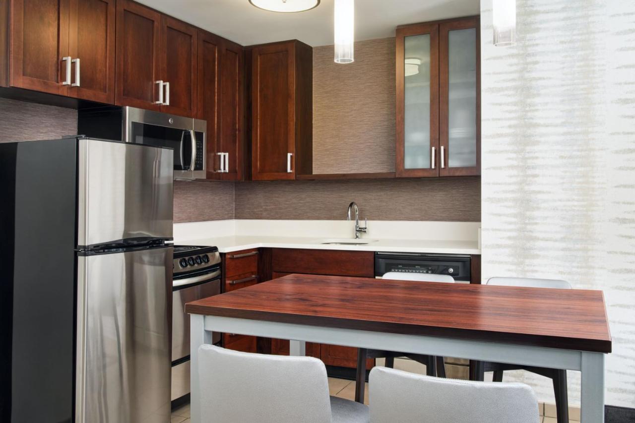 | Residence Inn by Marriott Fort Myers at I-75 and Gulf Coast Town Center