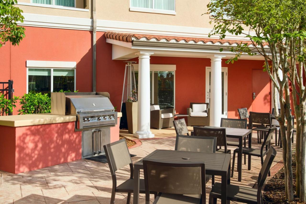| Residence Inn by Marriott Fort Myers at I-75 and Gulf Coast Town Center