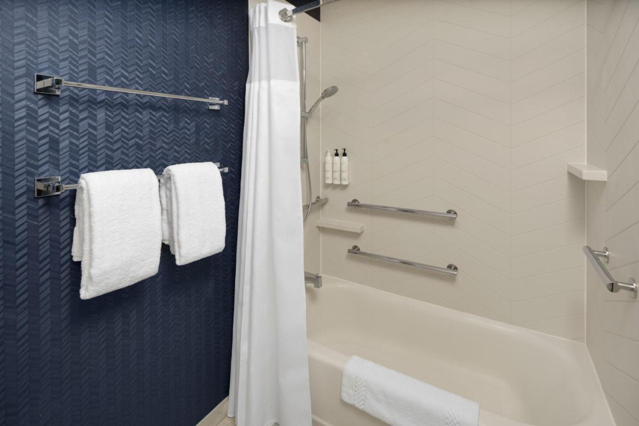  | Fairfield Inn & Suites Portland West Beaverton