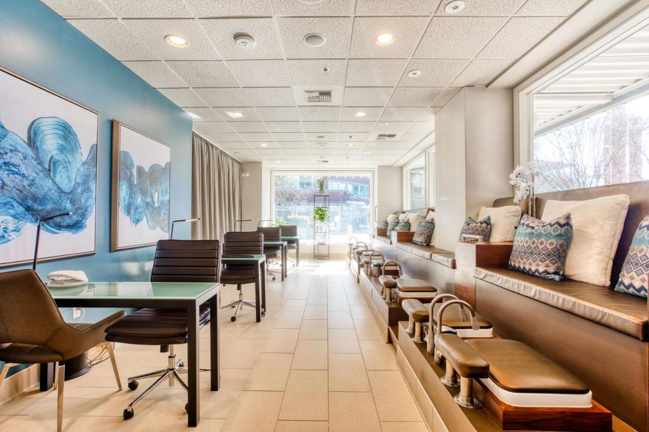  | Woodmark Hotel & Still Spa