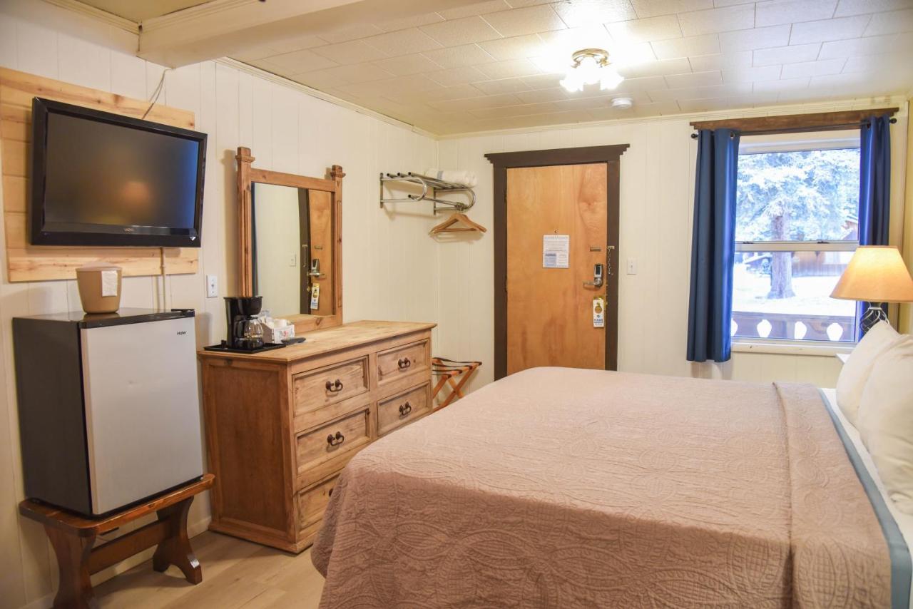 | Alpine Lodge Red River