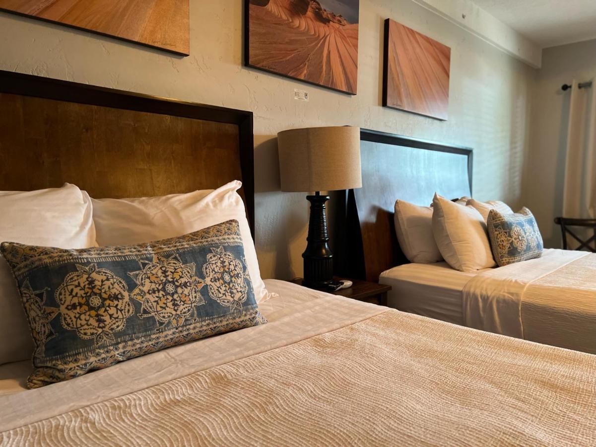 | The Flagstone Boutique Inn & Suites