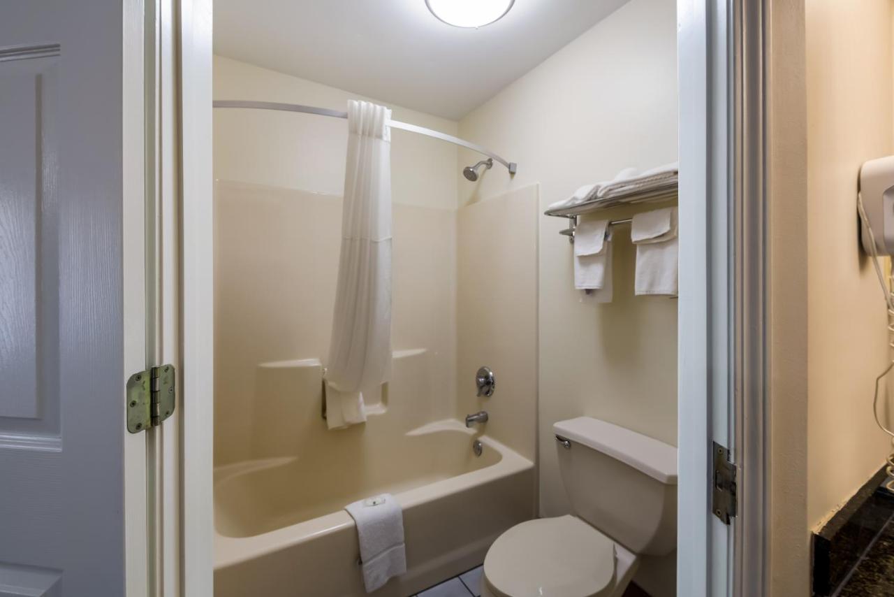 Double Room with Two Double Beds - Non-Smoking at Quality Inn Johnson City I-26 exit 17