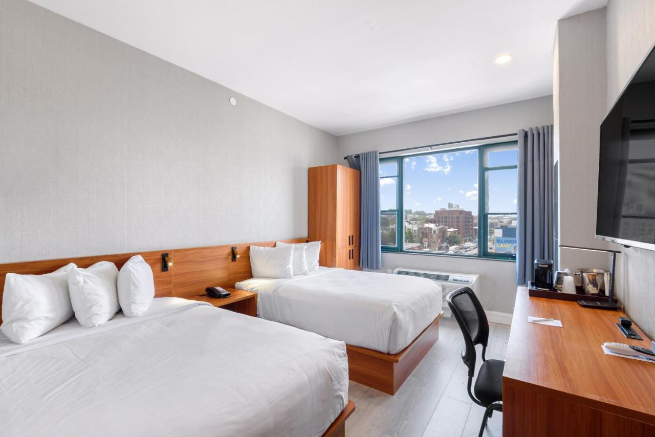 Double Room at Liberty View Brooklyn hotel