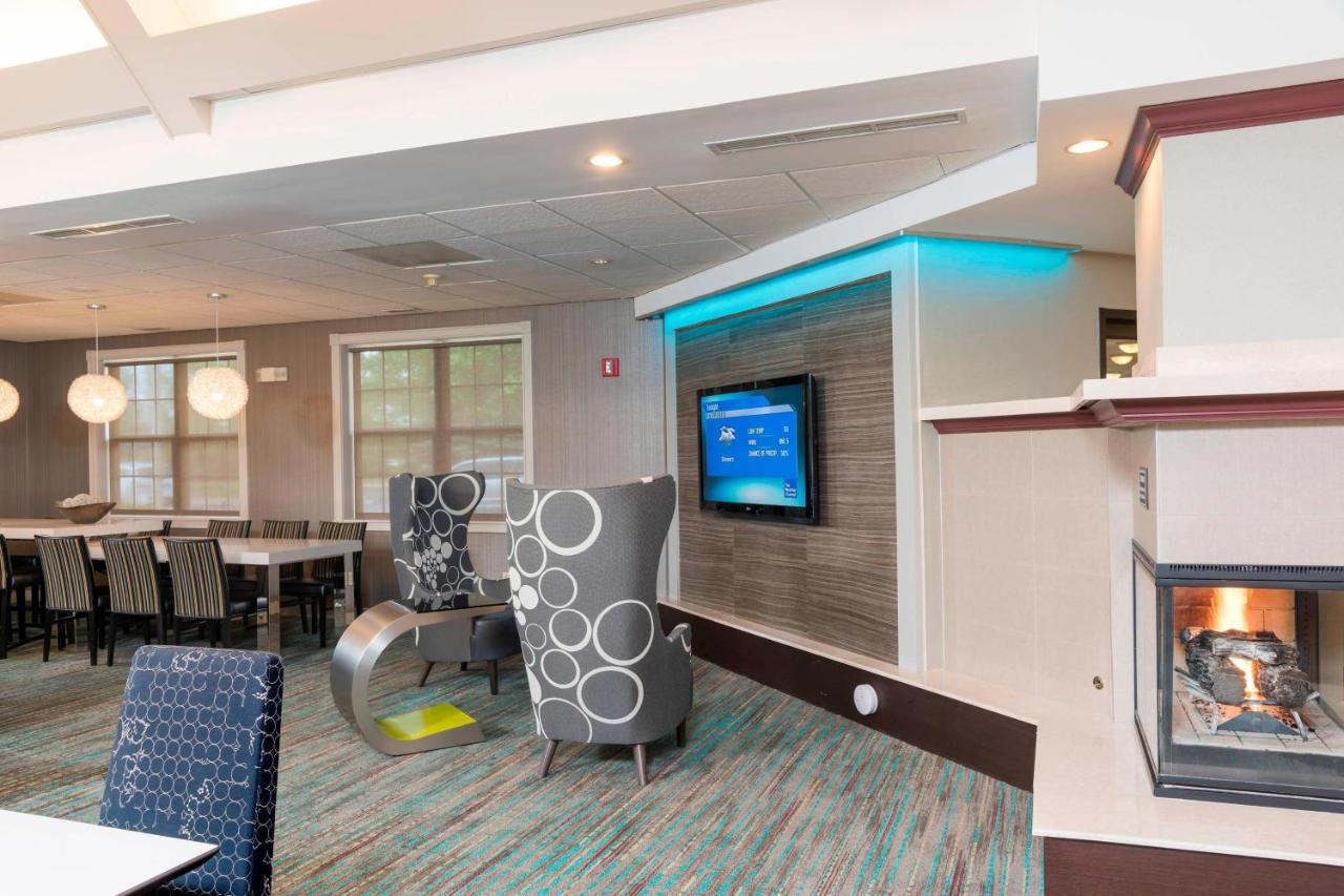 | Residence Inn Grand Rapids West
