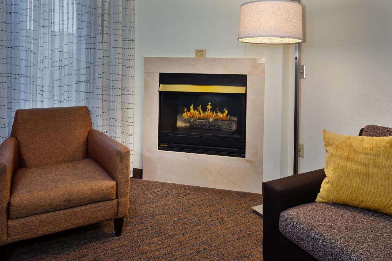 | Residence Inn Grand Rapids West