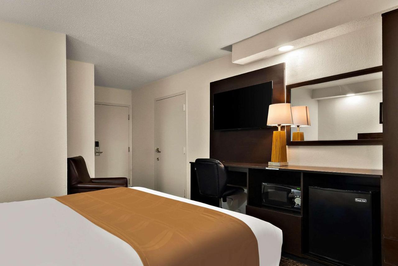 | Quality Inn