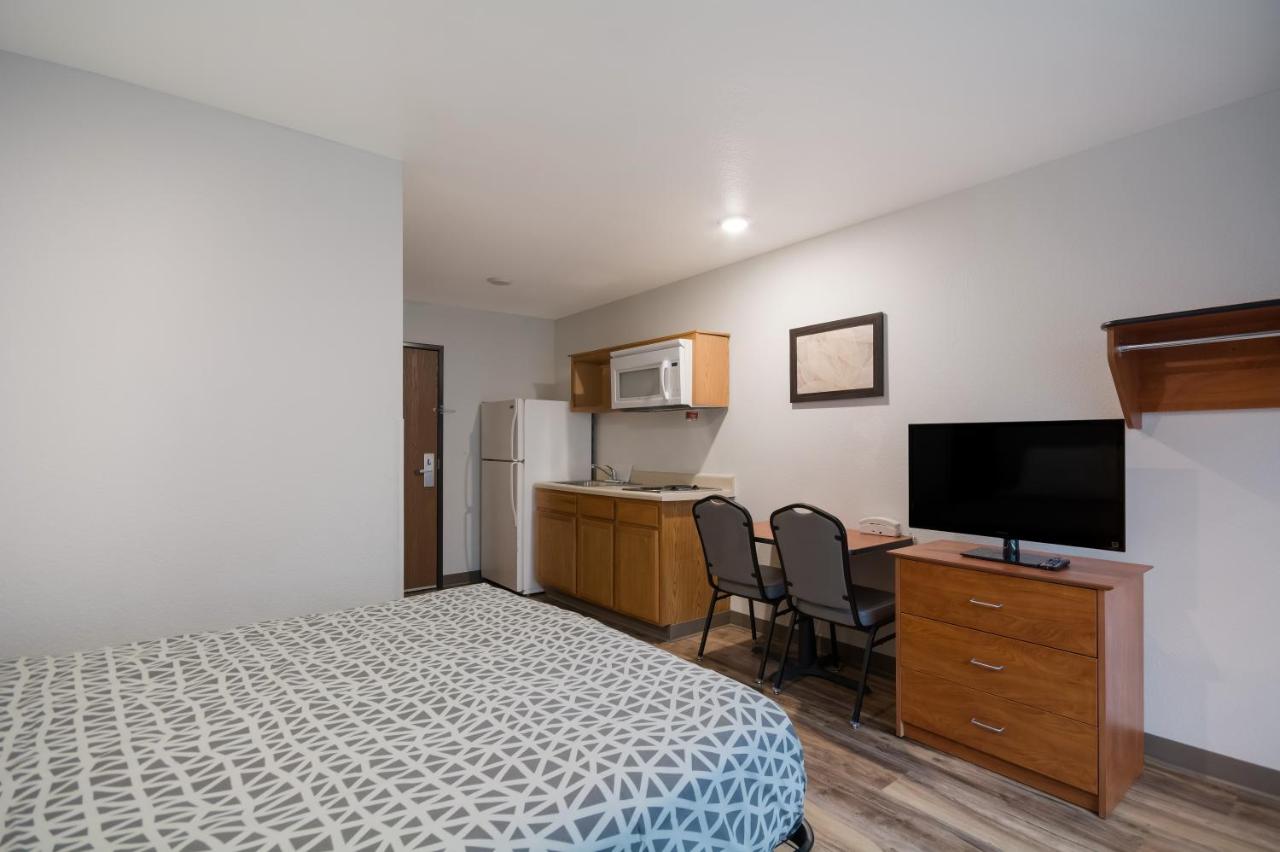 Standard Double Room - Non-Smoking at WoodSpring Suites Macon West I-475