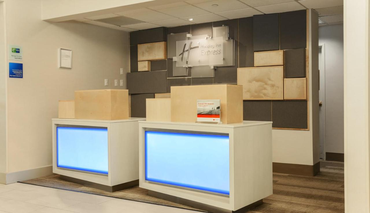  | Holiday Inn Express Las Vegas South, an IHG Hotel