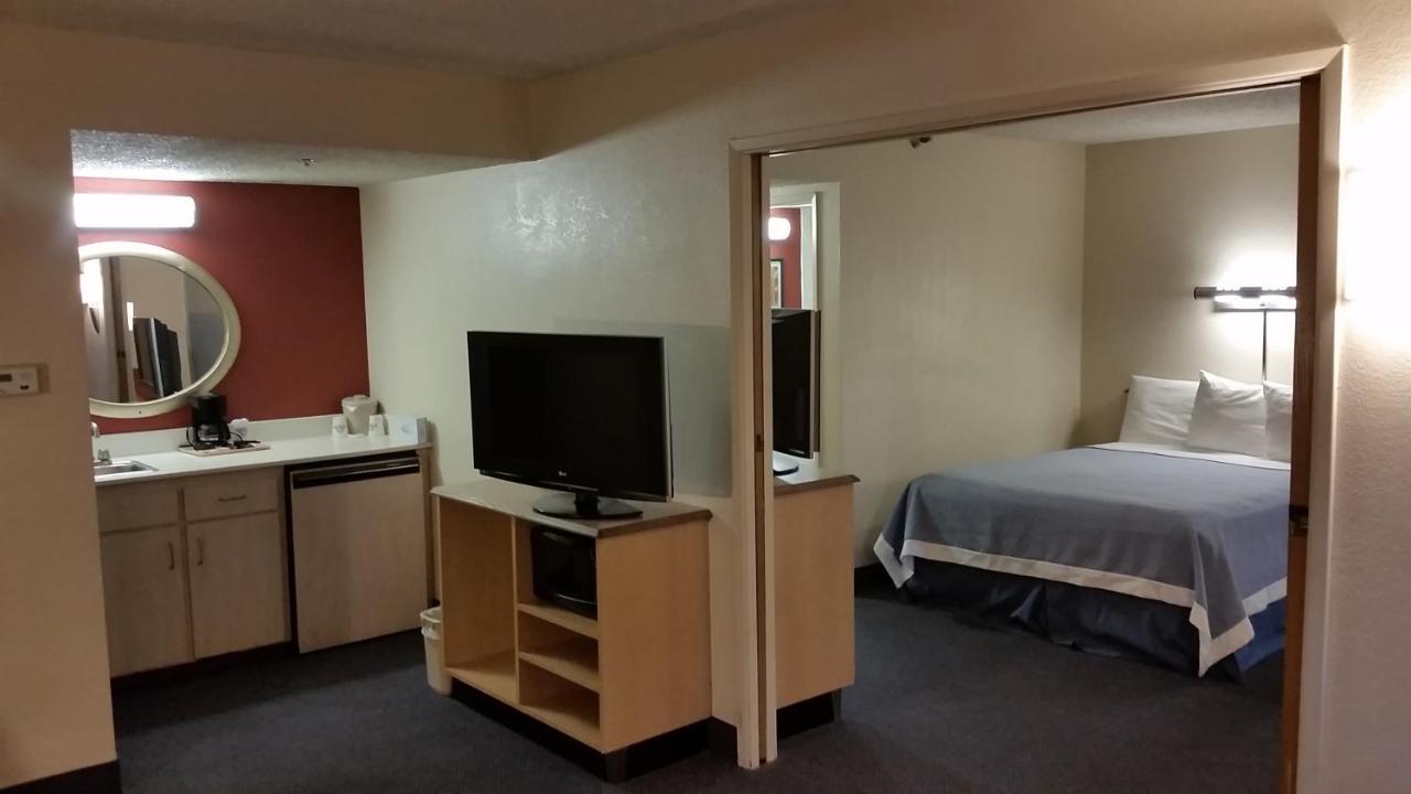 Studio Suite with Two Queen Beds - Non-Smoking at Days Inn by Wyndham Buena Park