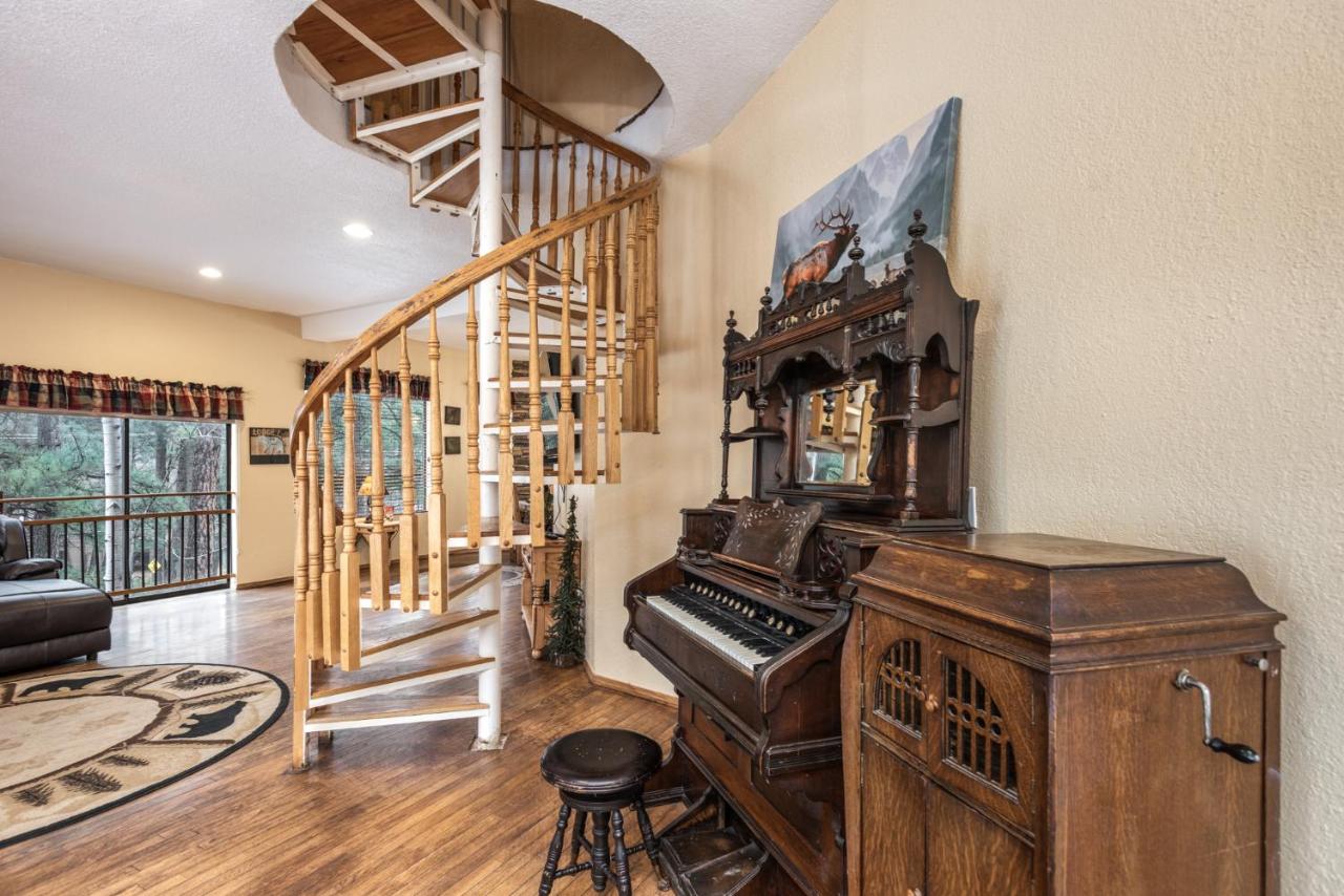 | Upper Canyon Inn