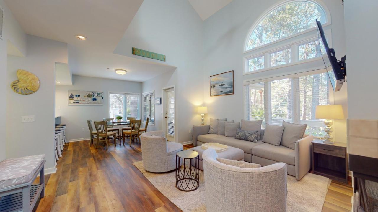 | 7611 Huntington Villas