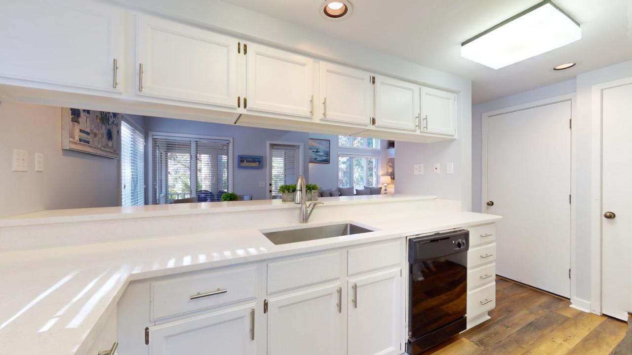 | 7611 Huntington Villas