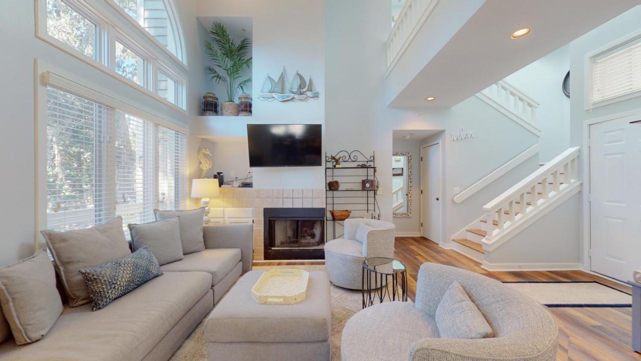| 7611 Huntington Villas