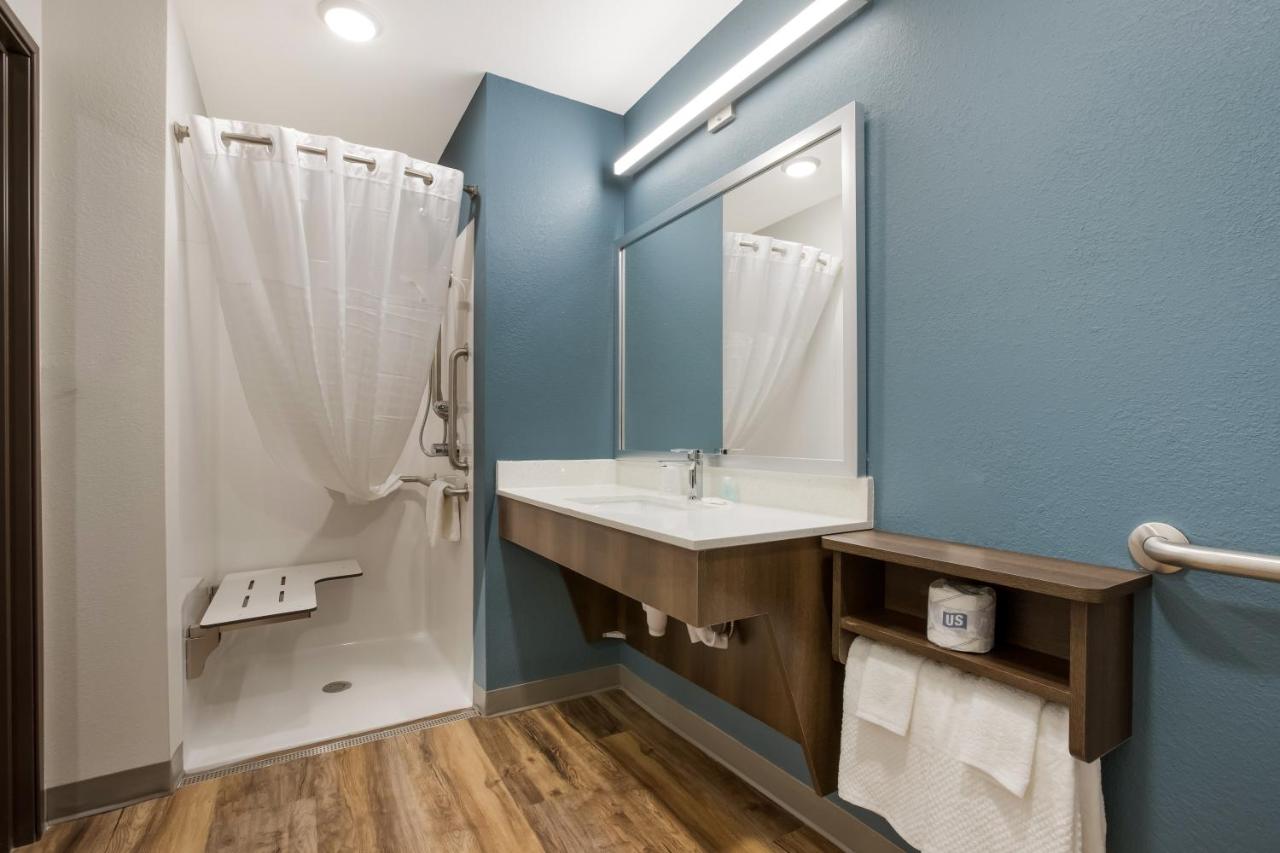 Queen Suite with Roll-In Shower - Disability Access/Non Smoking at WoodSpring Suites Johnson City