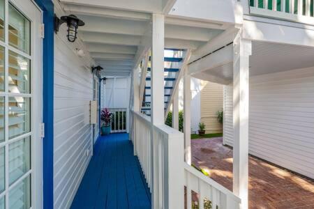  | NEW Underwater Camera at Custom House Inn