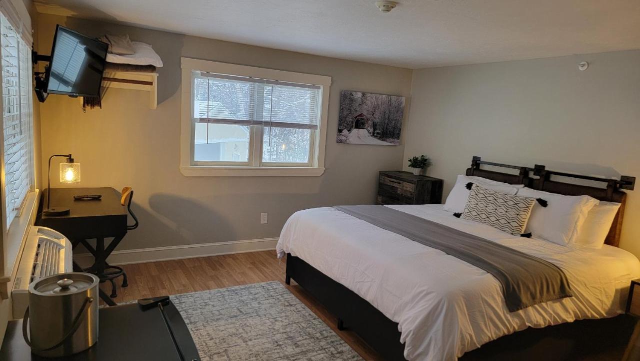 | Gunstock Inn & Suites