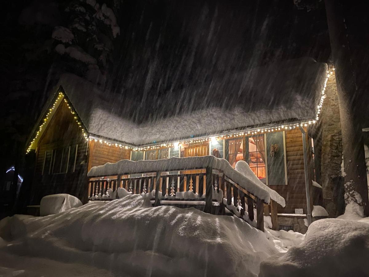 | Tahoma Meadows Cottages