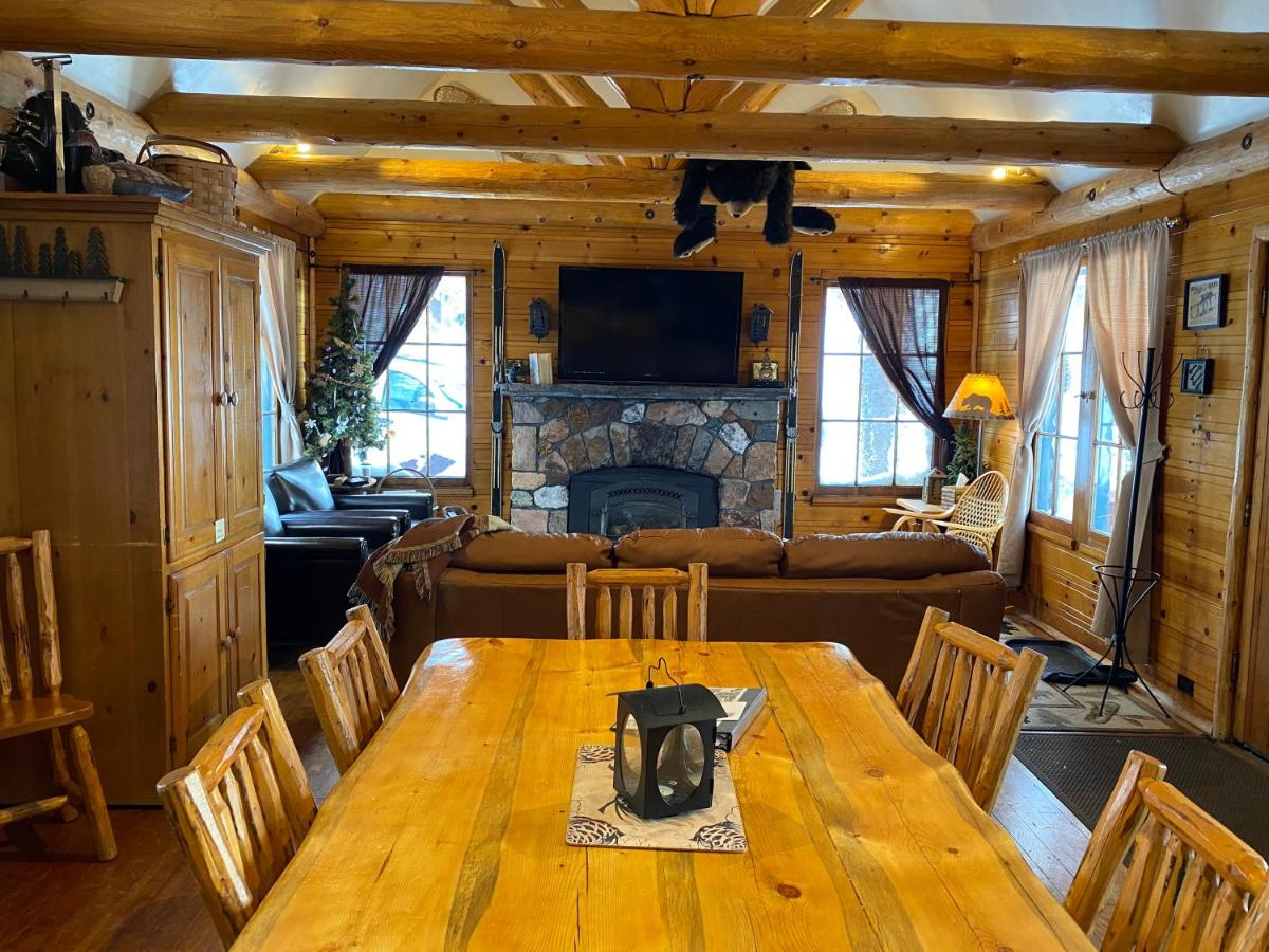 | Tahoma Meadows Cottages