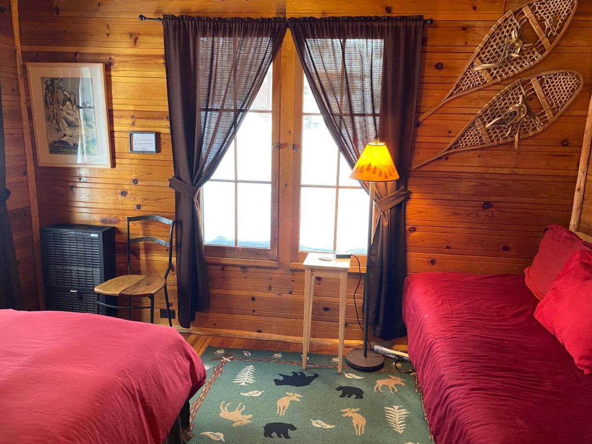 | Tahoma Meadows Cottages
