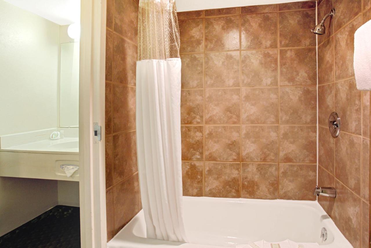 Deluxe King Room - Non-Smoking at Super 8 by Wyndham Wheat Ridge/Denver West