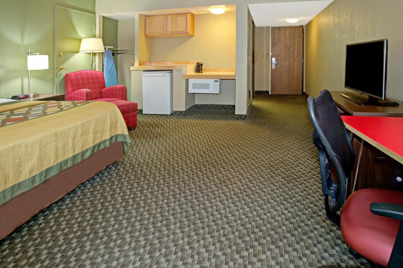 King Room - Mobility Access/Non-Smoking at Super 8 by Wyndham Wheat Ridge/Denver West