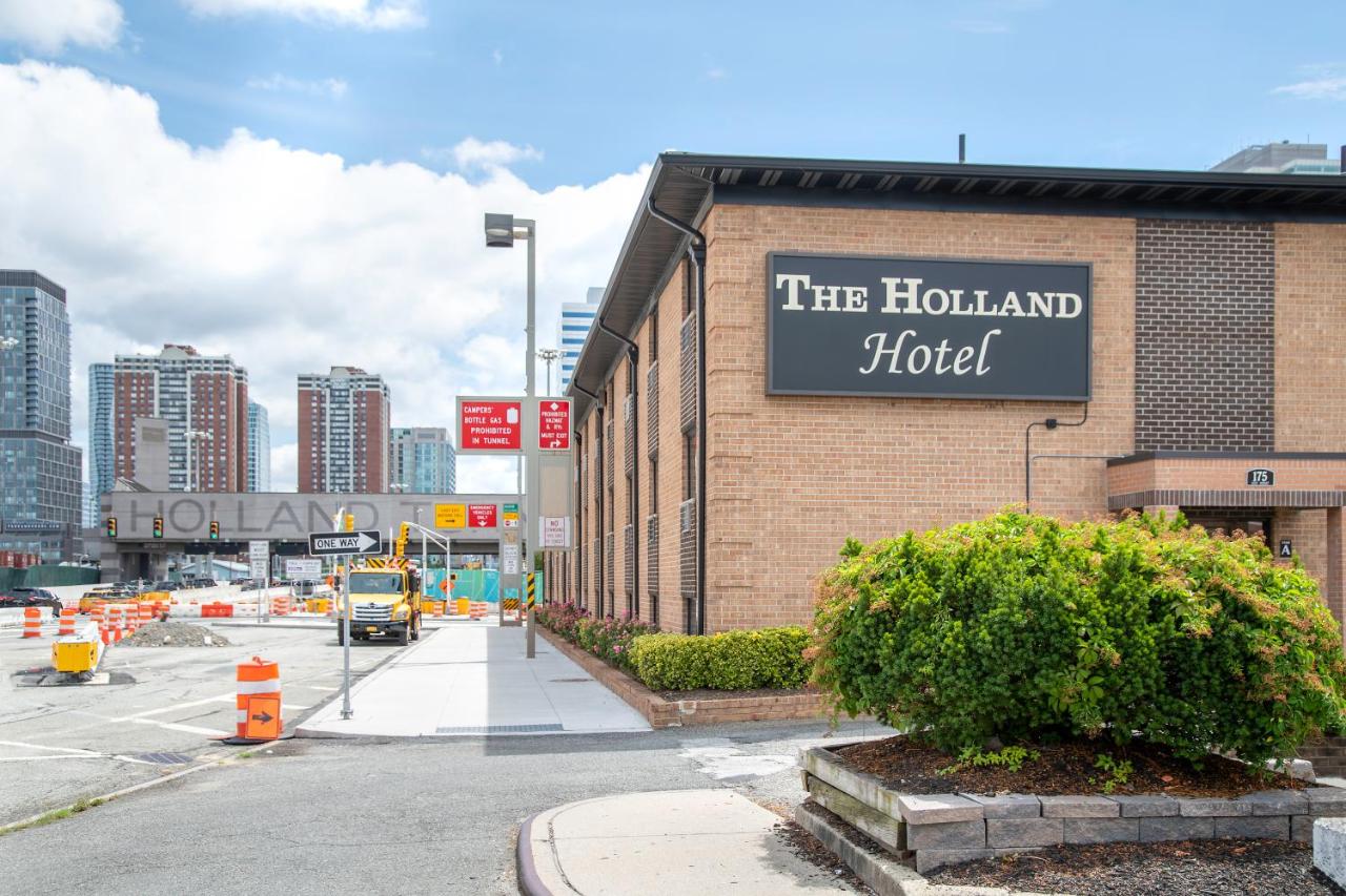 | Holland Hotel Free Parking Jersey City