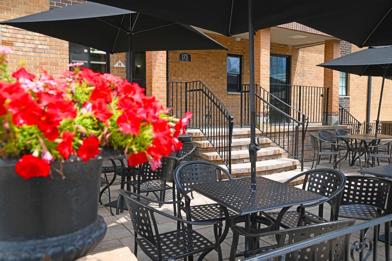 | Holland Hotel Free Parking Jersey City