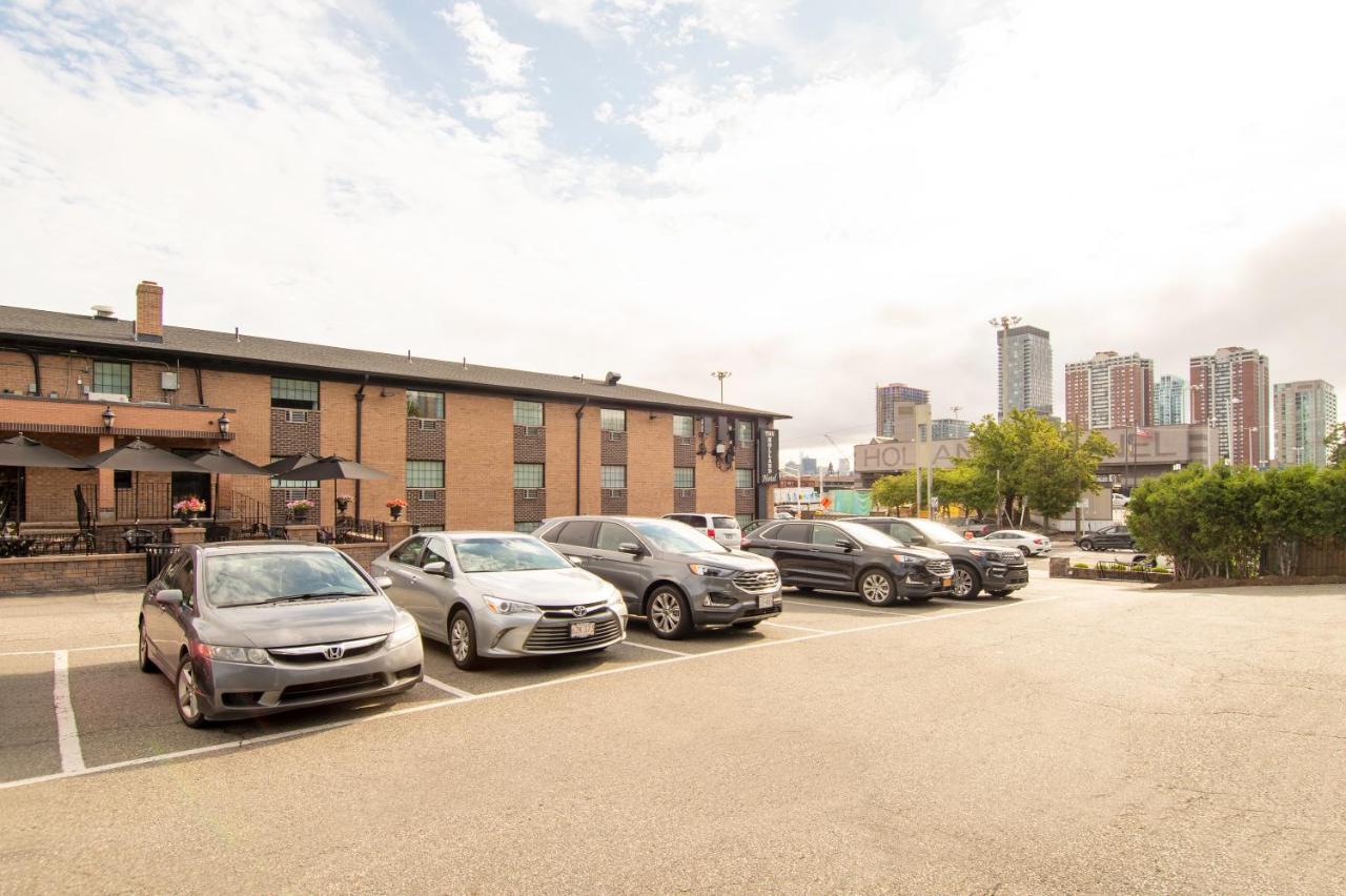 | Holland Hotel Free Parking Jersey City