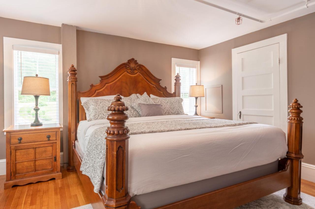 | Cranmore Mountain Lodge Bed & Breakfast