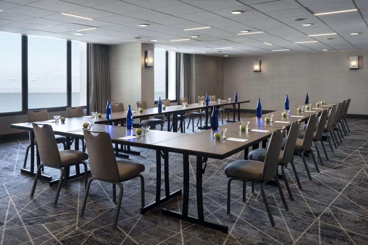 | San Francisco Airport Marriott Waterfront