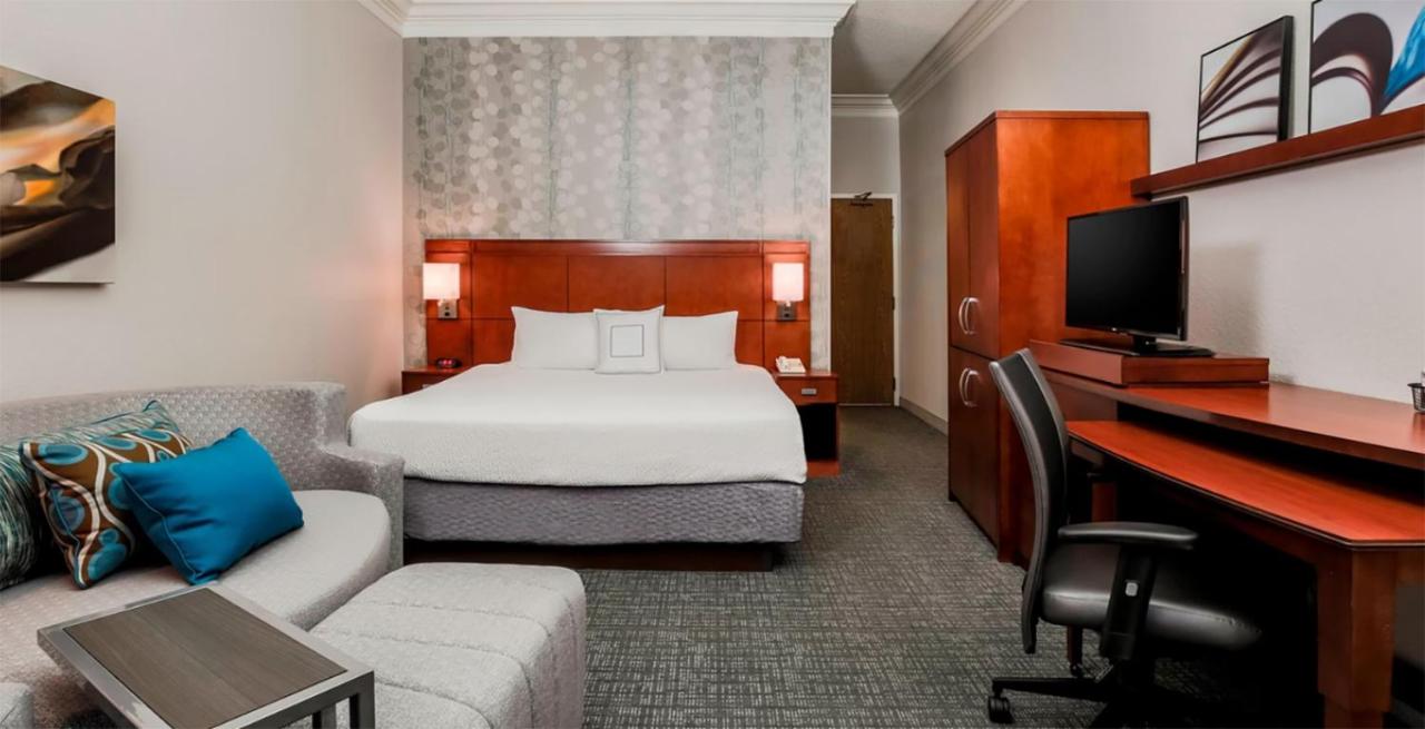 King Room with Sofa Bed and Adapted Tub - Mobility Accessible at Courtyard by Marriott Orlando Lake Mary/North