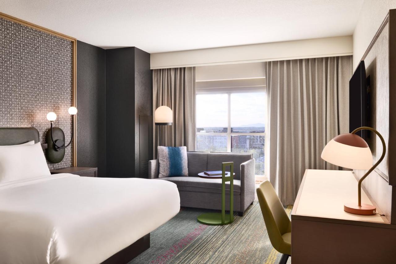 Guest Room with One King Bed at Renaissance® Phoenix Glendale Hotel & Conference Center