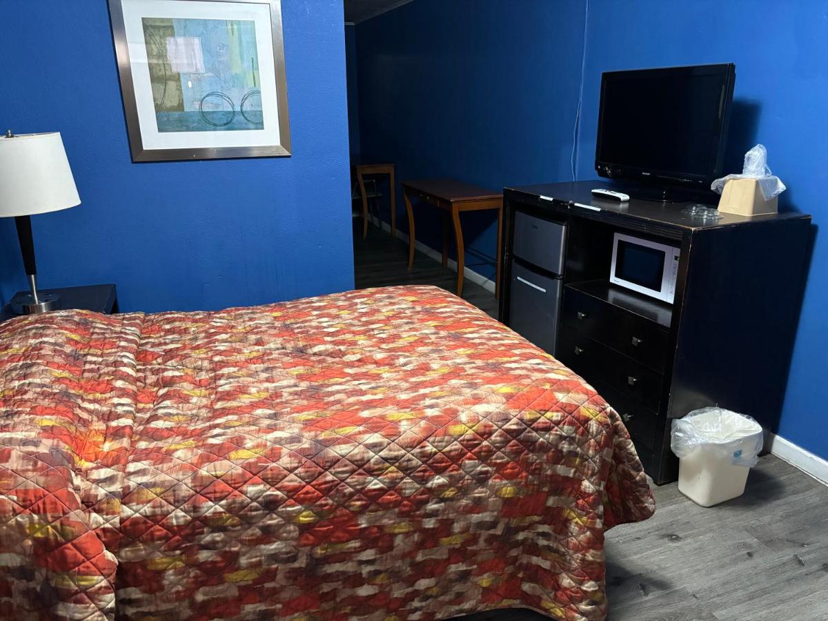  | Cook's Motel