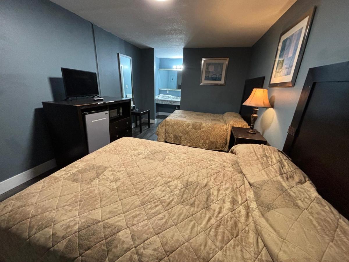  | Cook's Motel