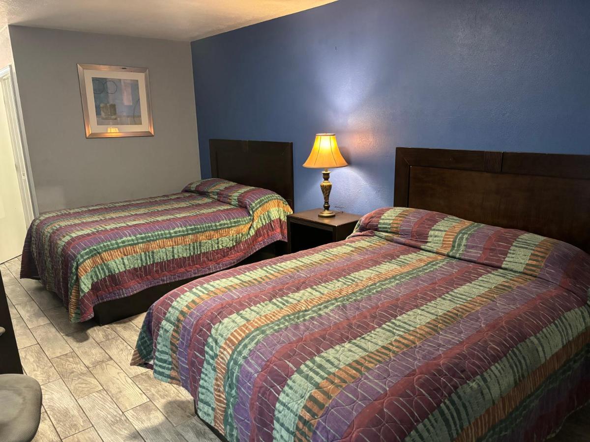  | Cook's Motel
