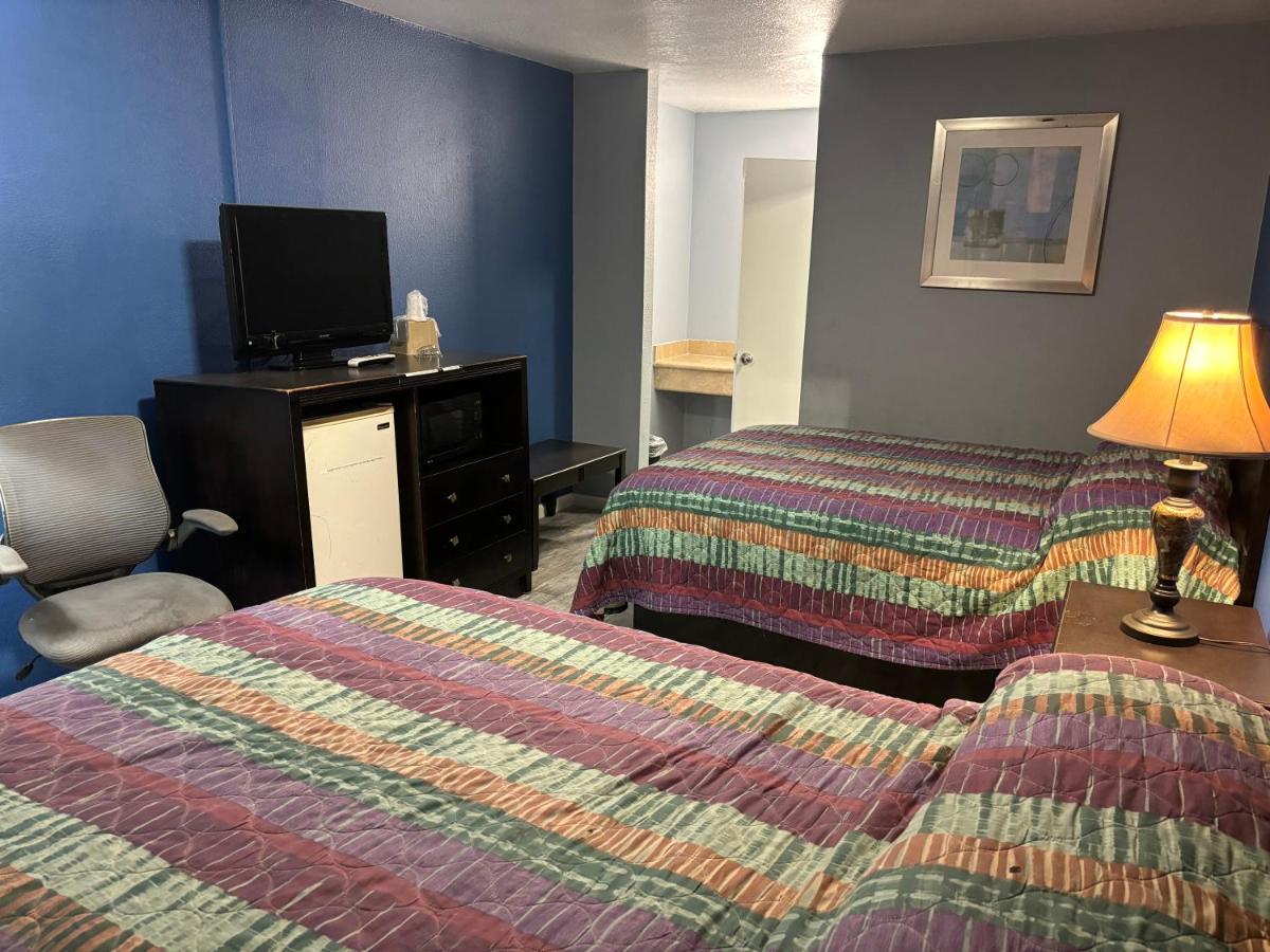  | Cook's Motel