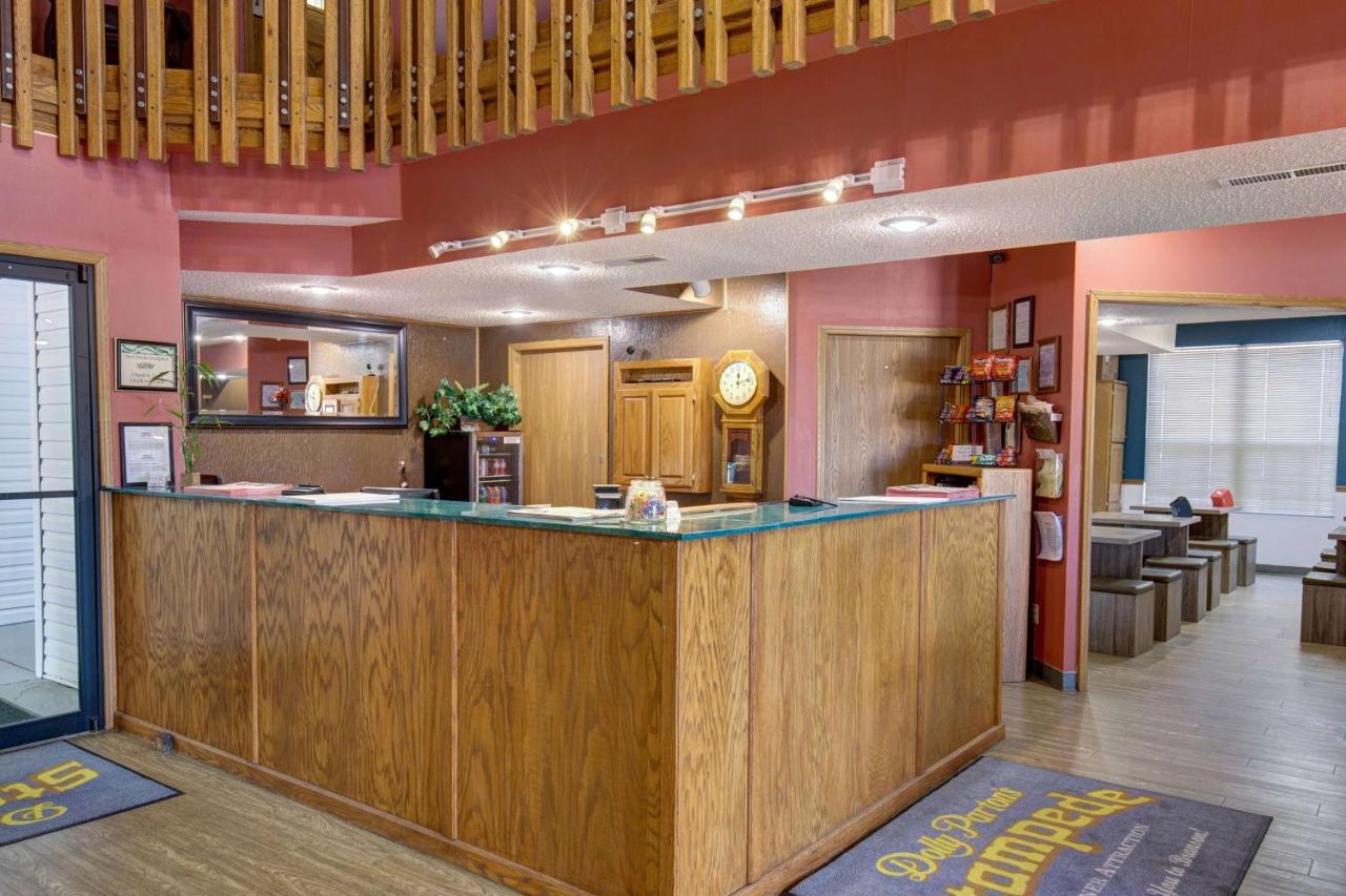 | Southern Oaks Inn Near IMAX