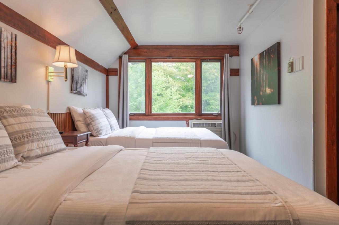 | Cranmore Mountain Lodge Bed & Breakfast