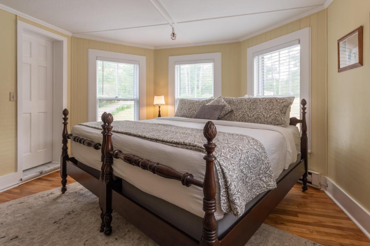 King Room at Cranmore Mountain Lodge Bed & Breakfast