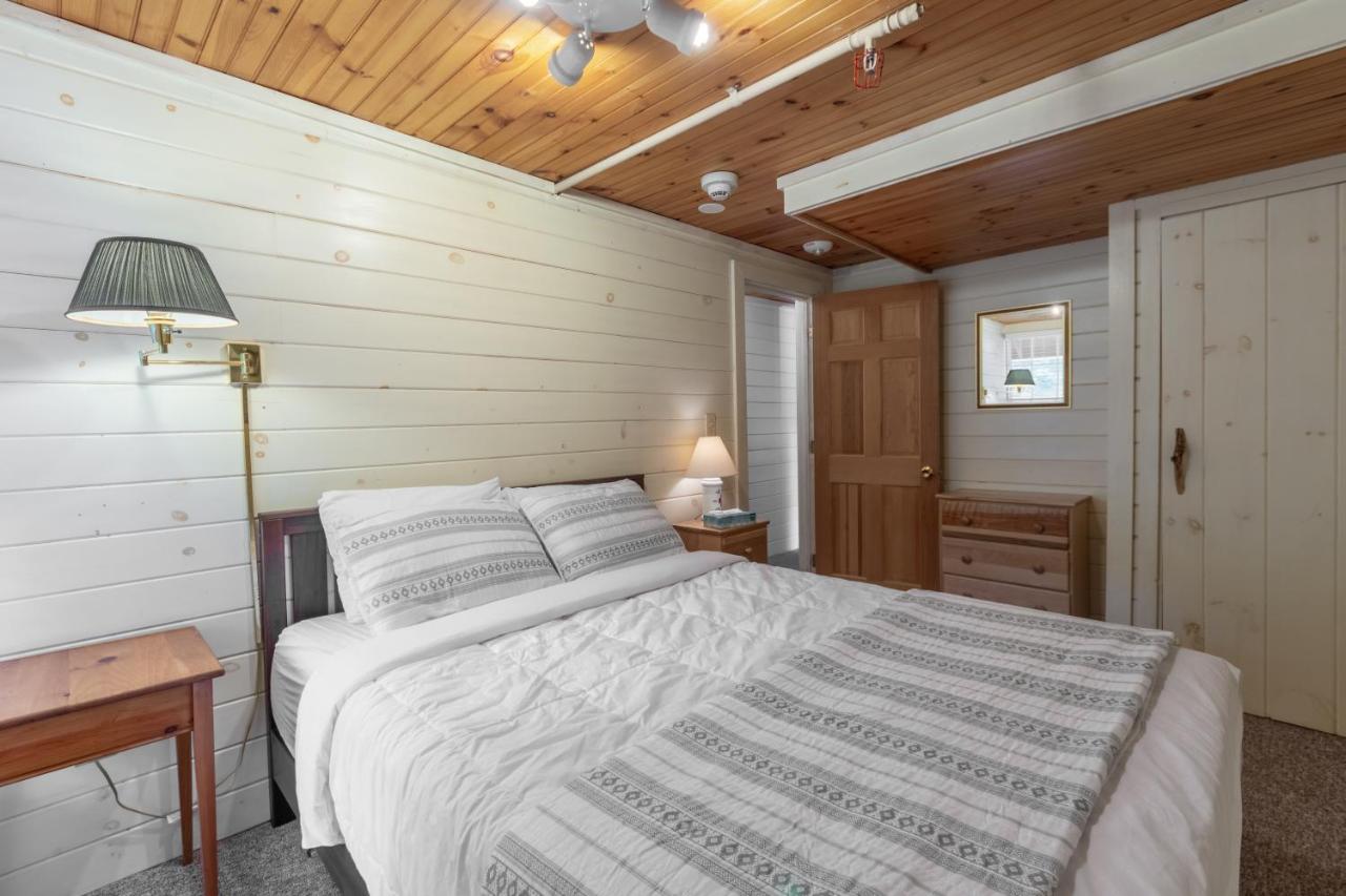 Two-Bedroom Suite - First Floor at Cranmore Mountain Lodge Bed & Breakfast