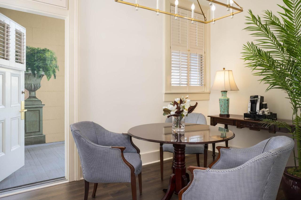  | The Jasmine House