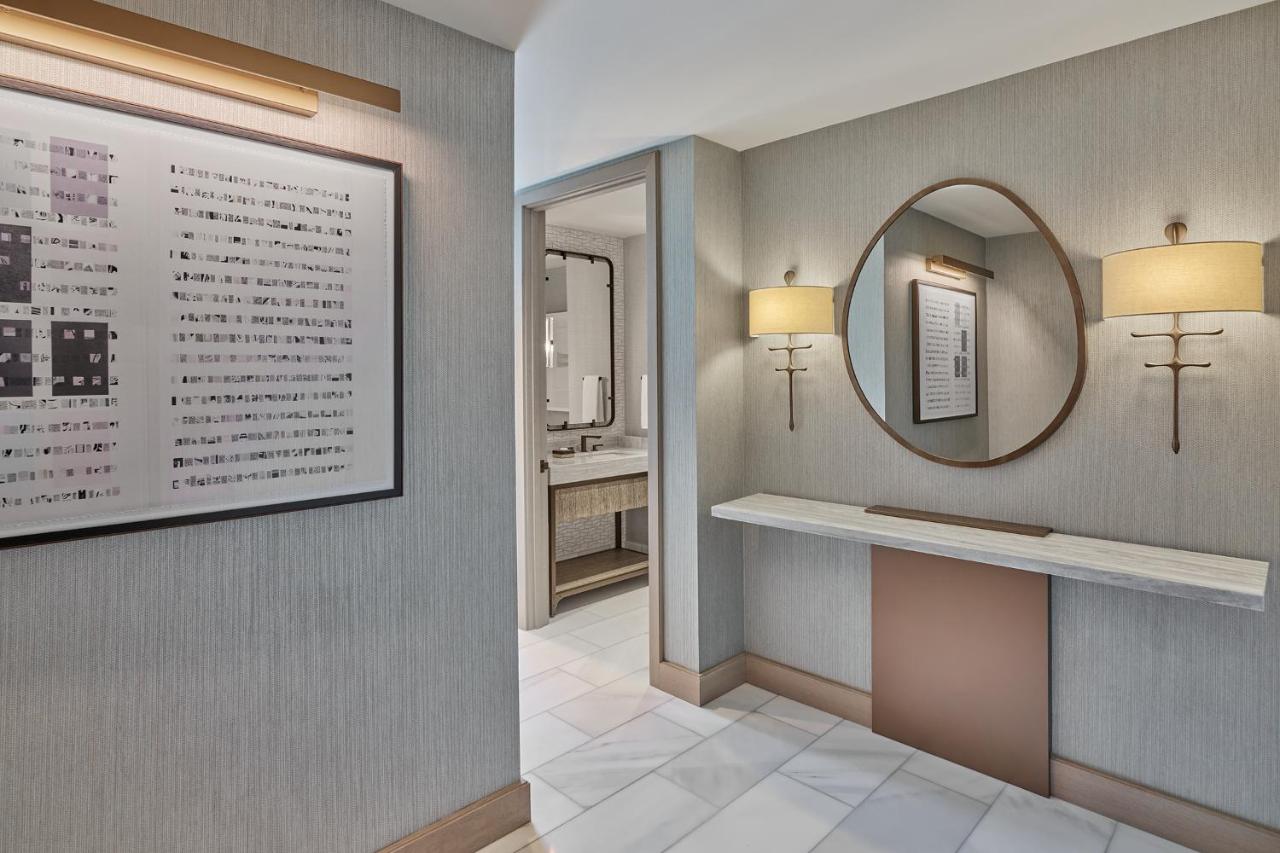 One-Bedroom Executive Suite - Club Lounge Access at The Ritz-Carlton, Portland