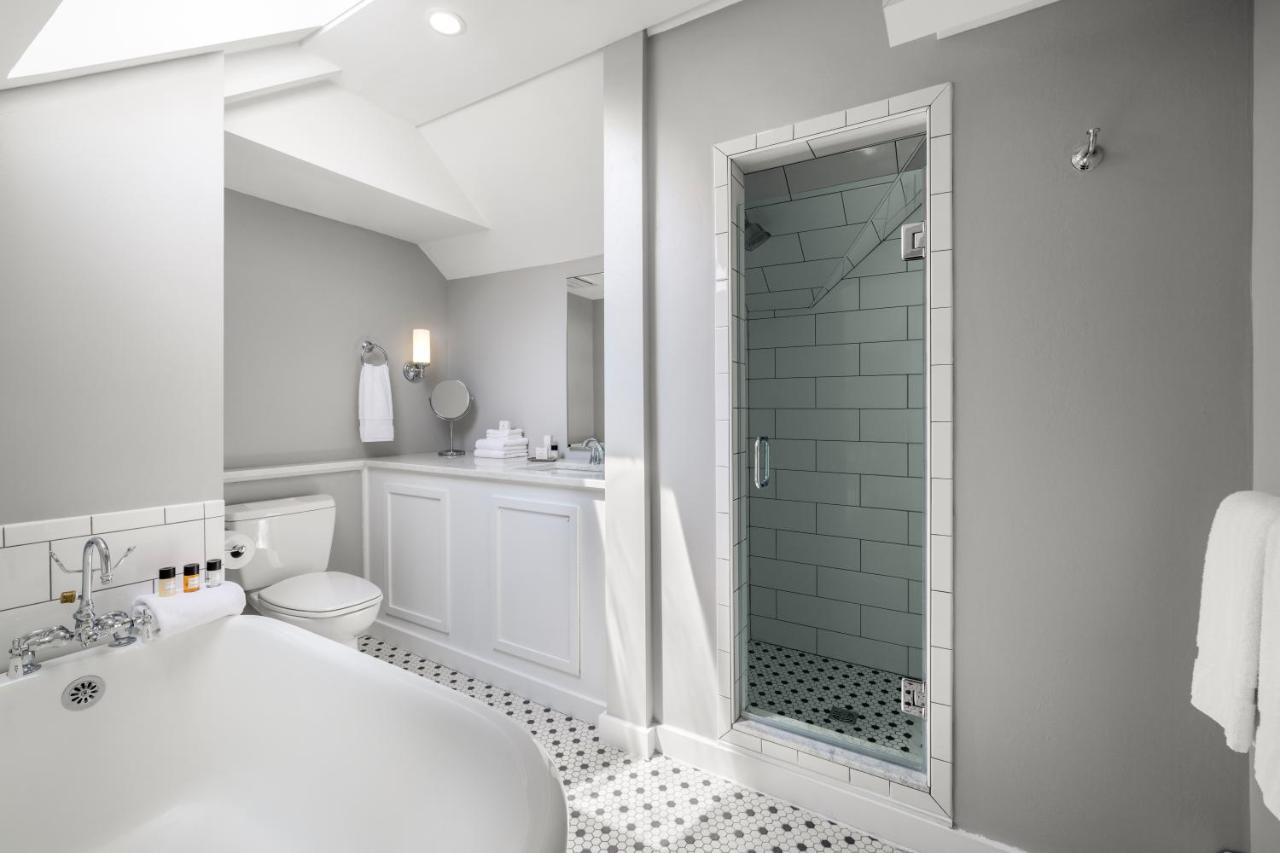 6 Bedroom Meadow House at The Equinox, a Luxury Collection Golf Resort & Spa, Vermont