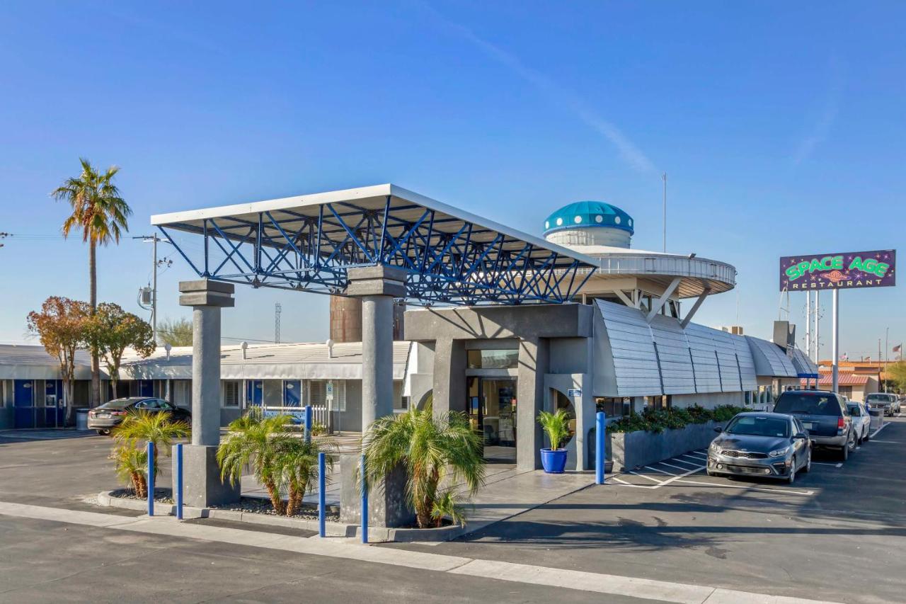 | Best Western Space Age Lodge