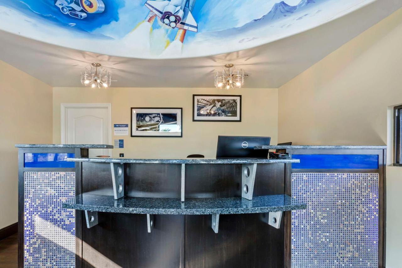 | Best Western Space Age Lodge